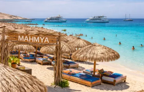 hula hula island Hurghada