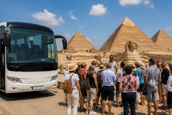 le caire et le sphinx pyramide