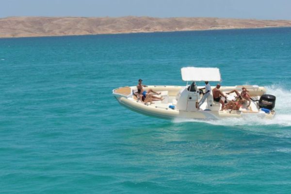 Speed-Boat-Hurghada-Dream-8-870x555